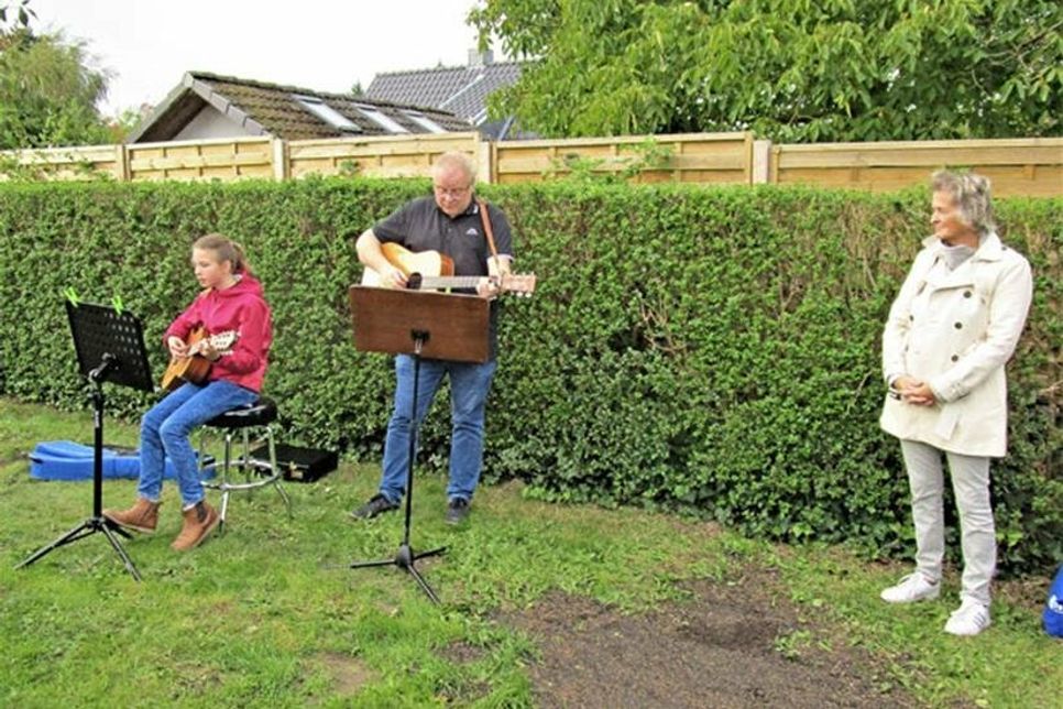 Bürgermeisterin Hilla Mersmann, Peter Vöge und Leni Bethge (v. r.).