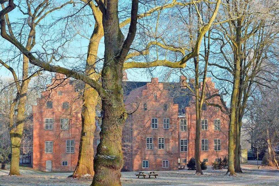Märchenhaft idyllisch: das Herrenhaus Hagen.