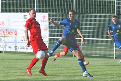 Phil Petersenn setzte, wie hier im Hinspiel, die Impulse im Mittelfeld.