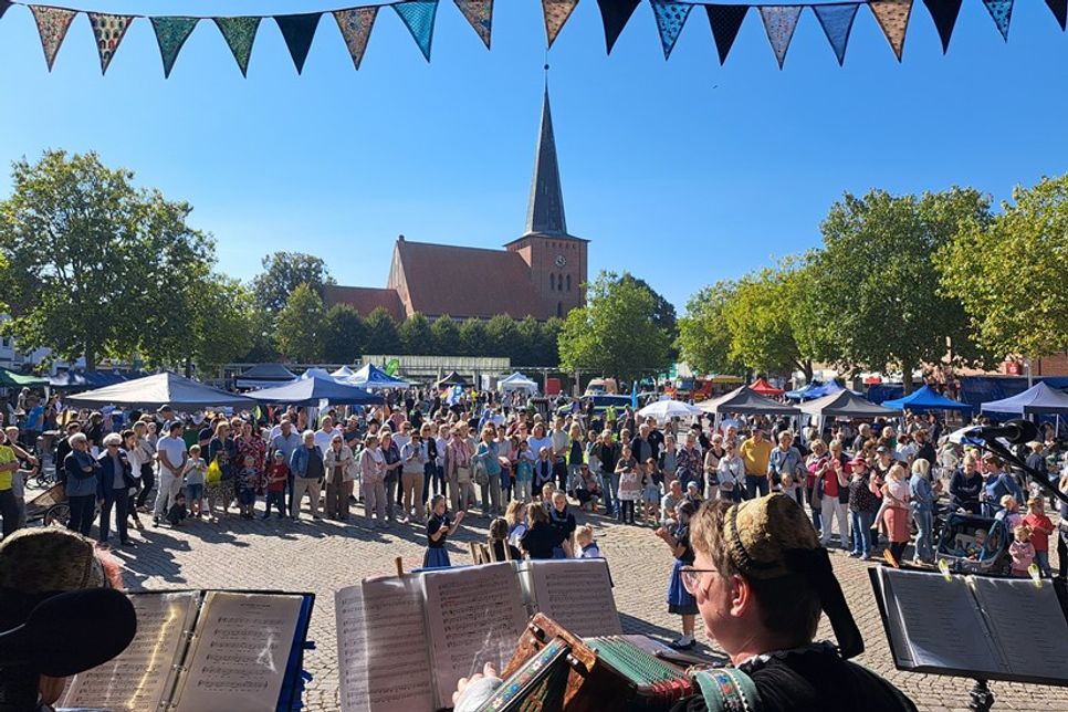 Bühne frei für den Weltkindertag. (Foto: Stadtmarketing)