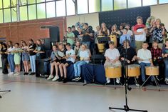 Die Schülerinnen und Schüler spielten in der vollbesetzten Gildehalle.