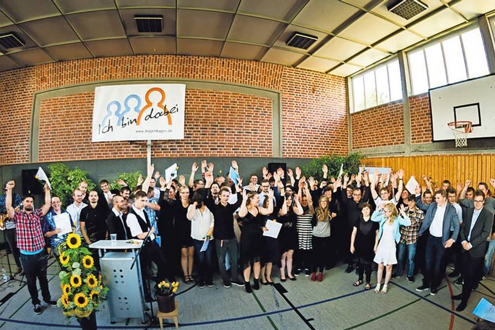 Das Bugenhagen Berufsbildungswerk hat bei der Freisprechung in der vergangenen Woche 95 Absolventen feierlich verabschiedet. (Foto: Lars Dankert)