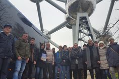 Alle Teilnehmer bedankten sich bei der Nordland-Reiseagentur, die diese Jubiläumstour zum Anlass nahm, das Projekt mit einer Spende in Höhe von 300 Euro zu unterstützen und beim Bundesprogramm „DEMOKRATIE LEBEN!“, durch dessen finanzielle Unterstützung dieses Projekt realisiert werden konnte.