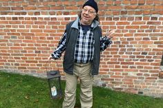 Gerrit Gätjens erzählt Anekdoten zu später Stunde. (Foto: zeiTTor Museum der Stadt Neustadt)
