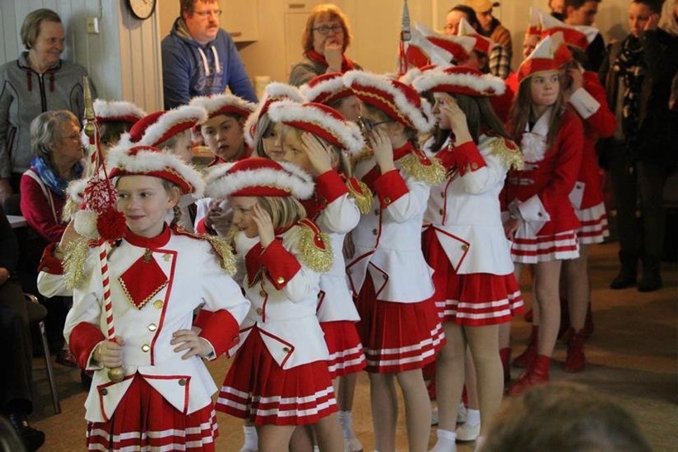 Zum Abschluss der Versammlung zeigte die „Kleine Funkengarde“ eine beschwingte Tanzvorführung.