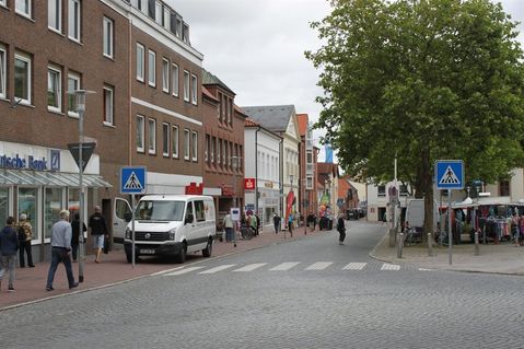 Das einheitliche Gesamtbild des BIS als Teil der städtischen Öffentlichkeitsarbeit trägt künftig mit zum Image der Stadt als Tourismusort bei und stärkt Neustadts Attraktivität als Einkaufsstandort. (Archivfoto)