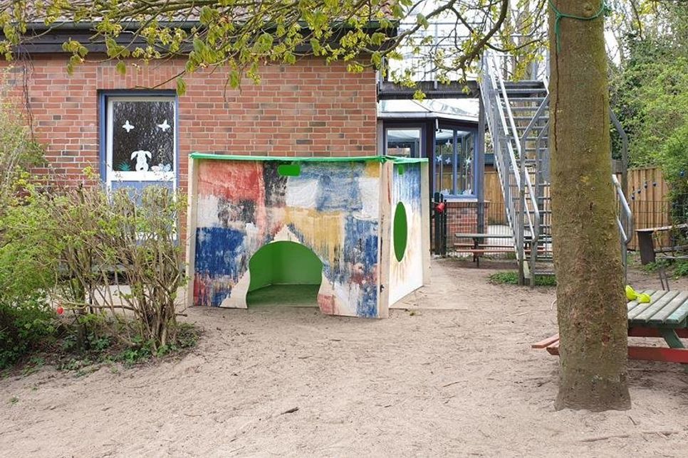 Die Höhle entstand im Rahmen einer Projektarbeit.