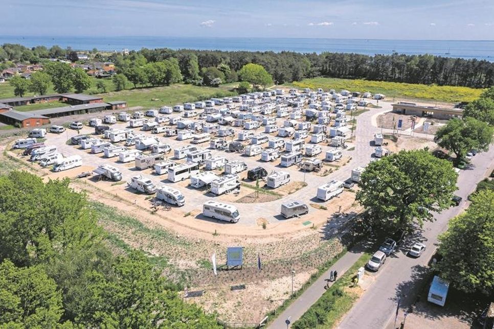 Der Blick von oben offenbart die Dimension des Geländes. (Foto: Oliver Schmidt)
