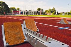Nach Monaten des Stillstands konnten endlich wieder Leichtathletik-Wettkämpfe im Kreis Ostholstein stattfinden. Für rund 1 Million Euro frisch saniert, gehört Ratekaus Leichtathletikanlage nun kreisweit zu den bevorzugten Austragungsorten.