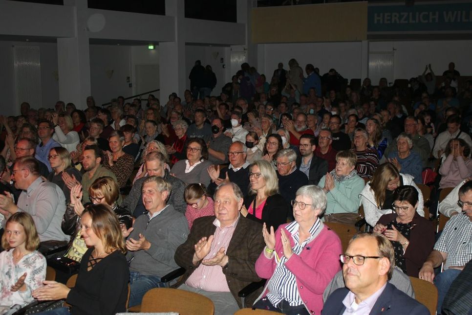Rund 350 Zuschauer erlebten einen begeisternden Abend.