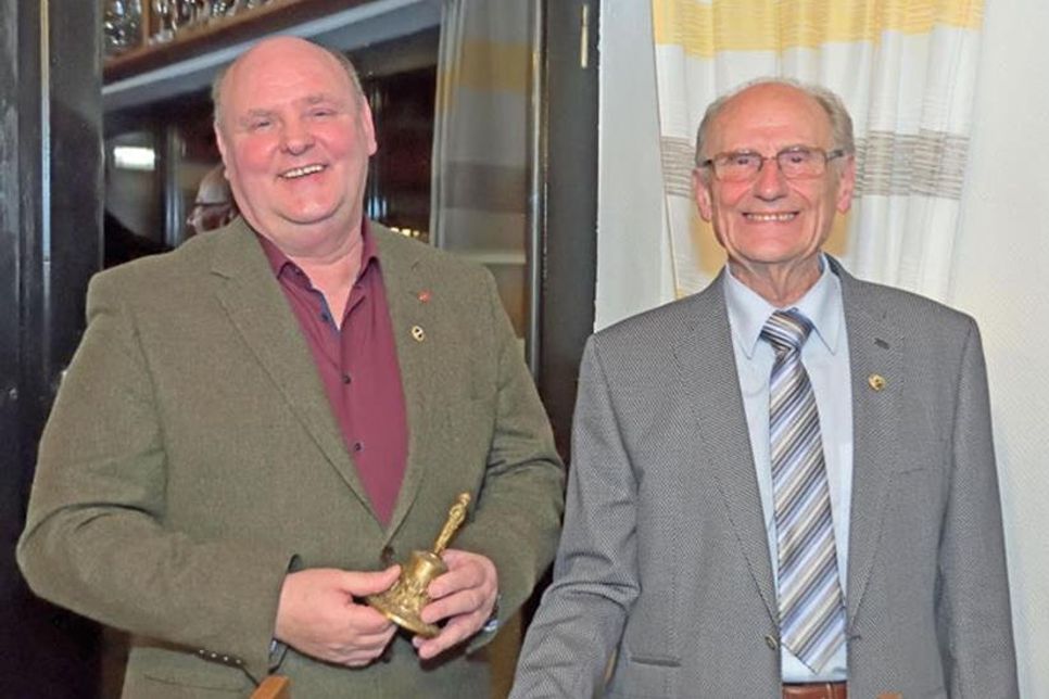 Vorstandswechsel: Klaus Stänner löst Hans-Werner Dose nach sechs Jahrzehnten an der Vereinsspitze von Fortuna Bösdorf ab.