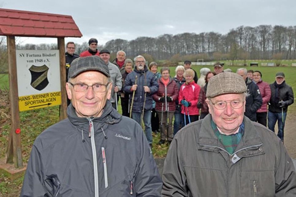 Alte Weggefährten: Die Vereinsgründer Hans-Werner Dose und Hans Werner Anders prägten die Entwicklung von Fortuna Bösdorf.