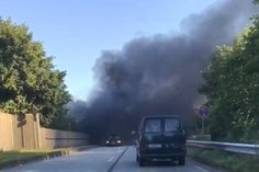 Am Freitagabend musste die Feuerwehr zwei brennende Pkw löschen.