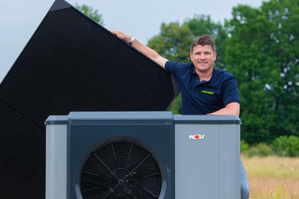 Das heimWatt-Team rund um Geschäftsführer Malte Twesten erwartet viele Interessierte zu seinen Infotagen vom 15. bis 17. November in den Räumen von Glücks Events in Neustadt.