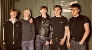 „Boneshaker“ bringt das Strandhus zum Beben.