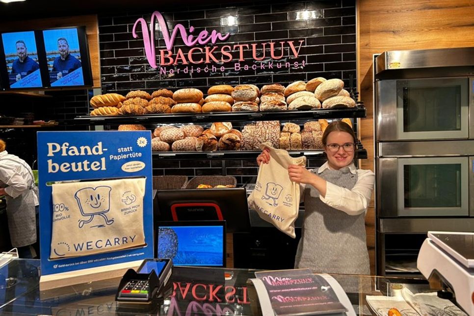 Gegen ein kleines Pfand wird der Beutel ausgegeben und nach Rückgabe professionelle gereinigt.