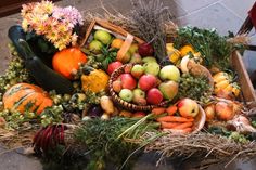 Die Gäste auf dem Museumshof erwarten herbstliche Genüsse.