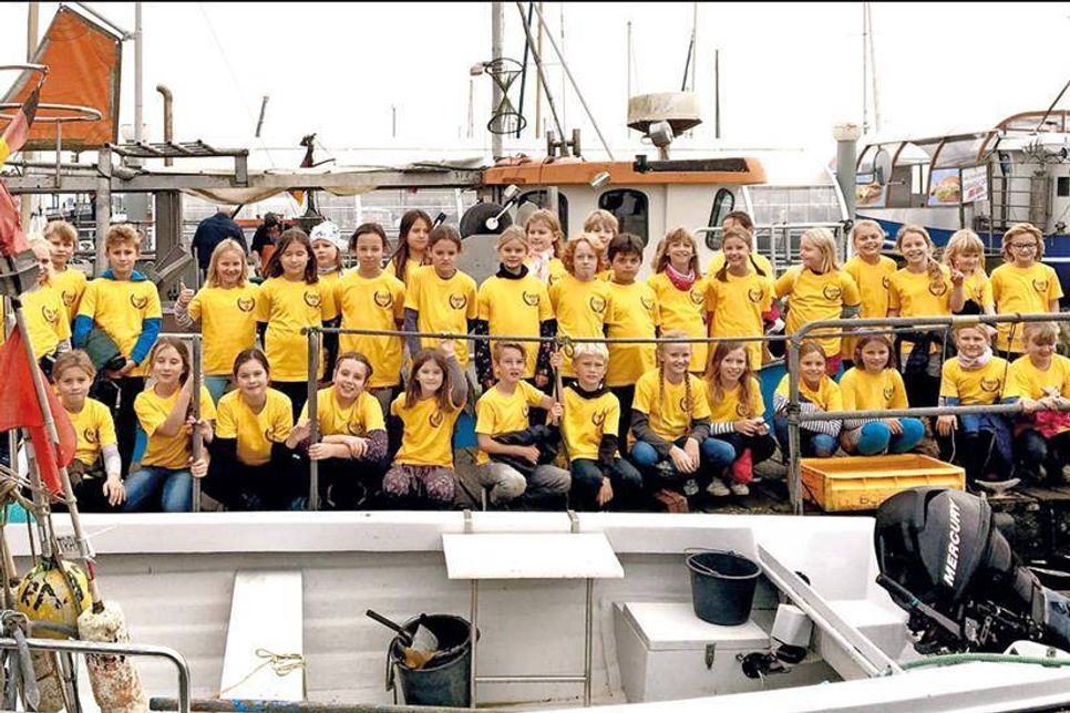 Als „Special guest“ wird der Kinderchor der Stadtschule Travemünde „FASST 10“ zusammen mit der Big Band einen ganz besonderen Showhöhepunkt auf die Bühne zaubern. (Foto: Veranstalter)