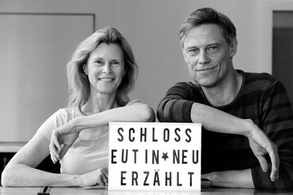 Sprecher sind unter anderem die Schauspieler Leslie Malton und Andreas Hutzel.