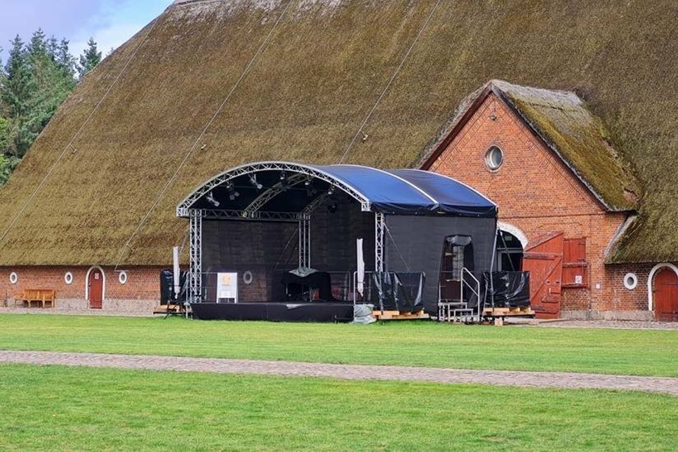 Bühne Kulturgut Hasselburg.