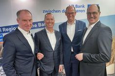 Dr. Rainer Bouss, Lars Nissen, Dirk Dejewski und Stefan Frahm (v. lks.).