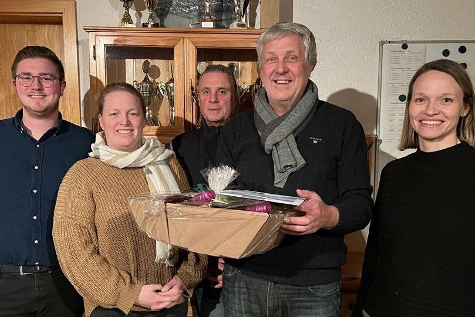 Der Vorstand: Kassenwart Marek Stobbe, Sportwartin Juliane Stabe, Jugendwart Ralph Steinhausen, 1. Vorsitzender Uwe Heisler, 2. Vorsitzende und Schriftführerin Tina Dose-Miekley.
