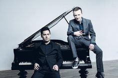 Sind am kommenden Sonntag live in Timmendorfer Strand zu erleben: Benyamin Nuss (li.) und Konstantin Reinfeld.