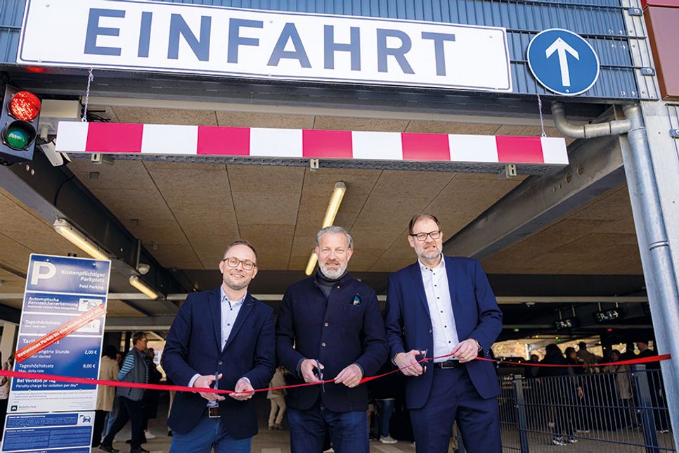 Am vergangenen Freitag wurde das „Parkhaus Godewind“ in Travemünde offiziell eröffnet.