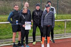 Die TSV-Athleten Andreas Loors, Pia Feline Loors, Lars Vowe, Andreas Boller, Carina Nicole Lenz und Dirk Wolf (v. lks.).