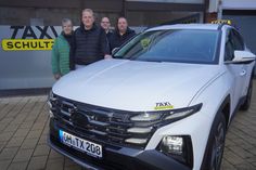 Malte Schultze (2. v.lks.) mit Nicole Böder, Christian Hochgrebe und Marcel Stern (v. lks.) aus seinem 23-köpfigen Team.