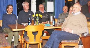 Viele langjährige Mitglieder waren bei der TCL Mitgliederversammlung dabei.