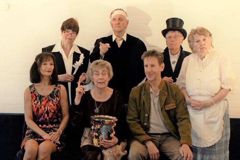 Das Theater Oldtimer spielt das Lustspiel von Heinrich von Kleist als Einakter, der Sprache unserer Zeit angeglichen von Josef Carl Grund.