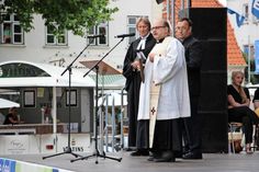 Pastor Jens Rathjen, Pfarrer Andreas Hasse und Pastor Jörg Bendorf (v. lks.) hielten den mehrsprachigen und konfessionsübergreifenden Gottesdienst ab.