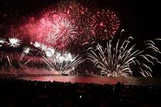 Wunderbare Harmonie: Musik und Feuerwerk in perfektem Einklang. (Foto: Christian Lück)