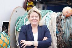 Die Werkleiterin des Kurbetriebes der Gemeinde Timmendorfer Strand, Gesine Muus, möchte Bürgermeisterin werden und hat jetzt offiziell ihre Kandidatur bekanntgegeben.