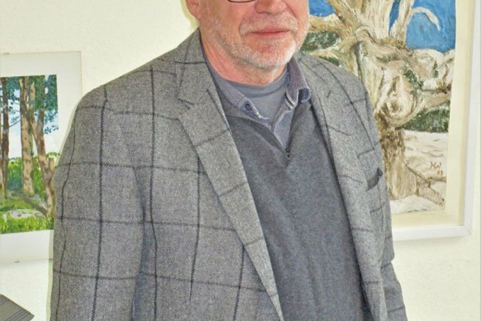 Leiter der VHS Heikendorf Jürgen Ströh.