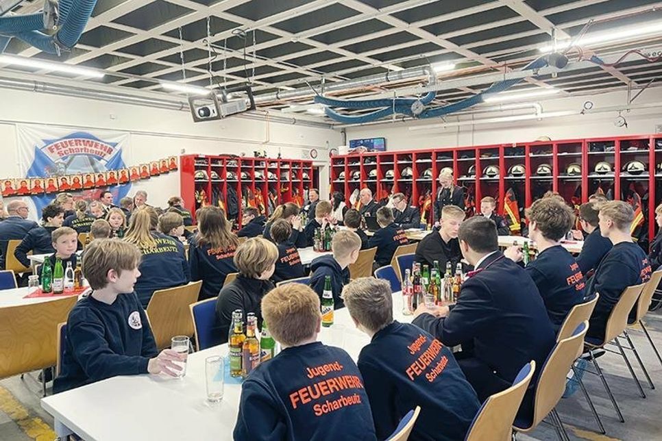 Jahreshauptversammlung der Jugendfeuerwehr Scharbeutz: Der Rückblick auf das vergangene Jahr zeigt das vielseitige Angebot für Jugendliche in der Freizeit.