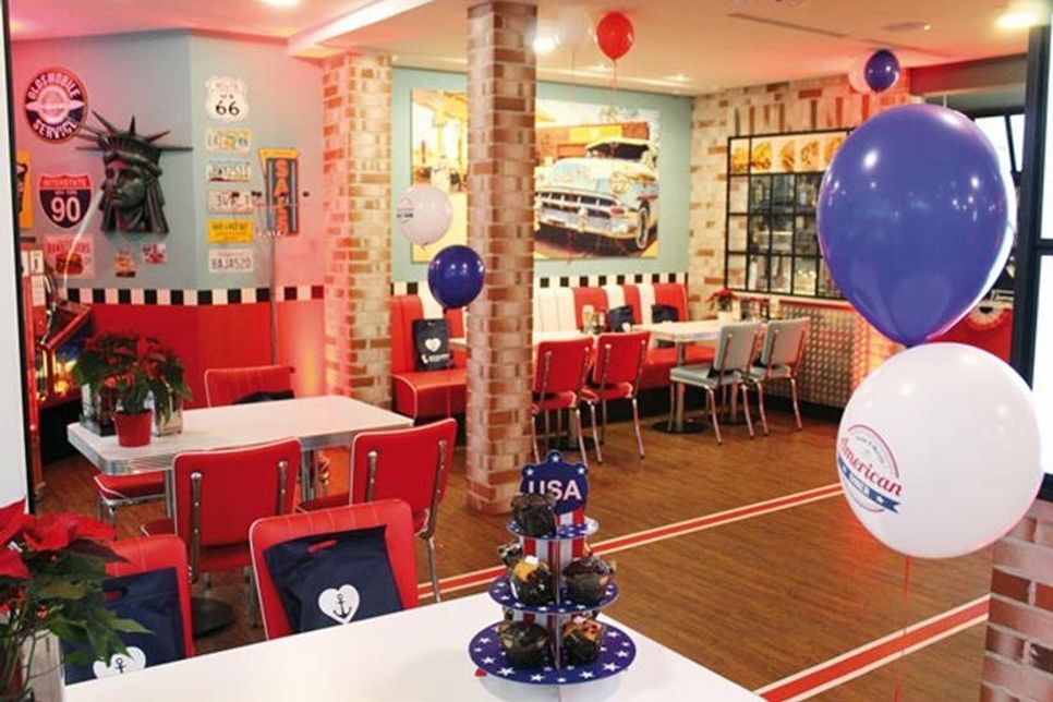 Der Innenbereich des American Diner in der Dünenpassage zur Eröffnung am 8. Dezember.