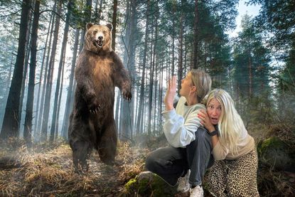 Was die Wenigsten wissen: Die Ostsee-Perlen und reporter-Redakteurinnen Kristina Kolbe (2. v. lks.) und Gesche Muchow (re.) sind quasi Survival-Ultras und können da auf einen reichen (vornehmlich theoriebasierten) Erfahrungsschatz zurückgreifen.