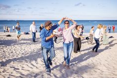 Ab 4. Juli heißt es wieder „Salsa on the beach“ in Scharbeutz.
