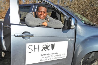 Unterwegs zu den schönsten Plätzen der Region: Für FÖJler Raino Nahango ist das faszinierender Alltag.