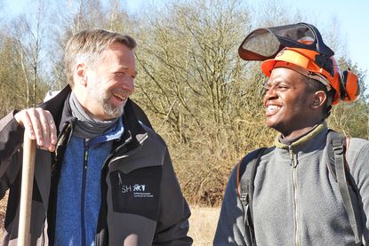 Stationsleiter Carsten Burggraf sieht in Raino Nahango eine Bereicherung für das Team der Integrierten Station.
