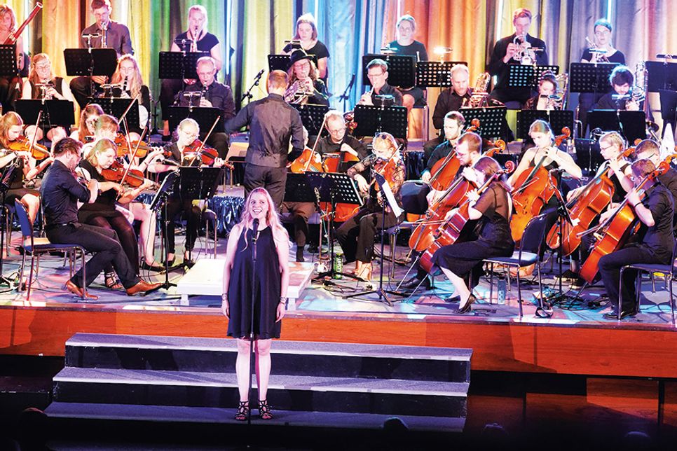 Die Lübeck Pop Symphonics präsentieren beim Benefizkonzert am Sonntagabend „Selections“.