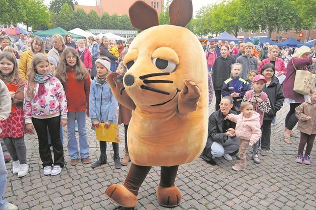 Prominenter Gast: Die Maus sorgte nicht nur für gute Laune, sondern auch für viele kuschelige Momente.