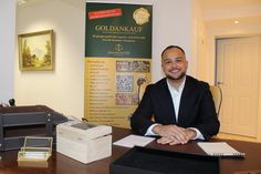 Am Montag hat Jerome Dambrowski, Inhaber des Goldkontors Ratekau, sein Geschäft eröffnet.