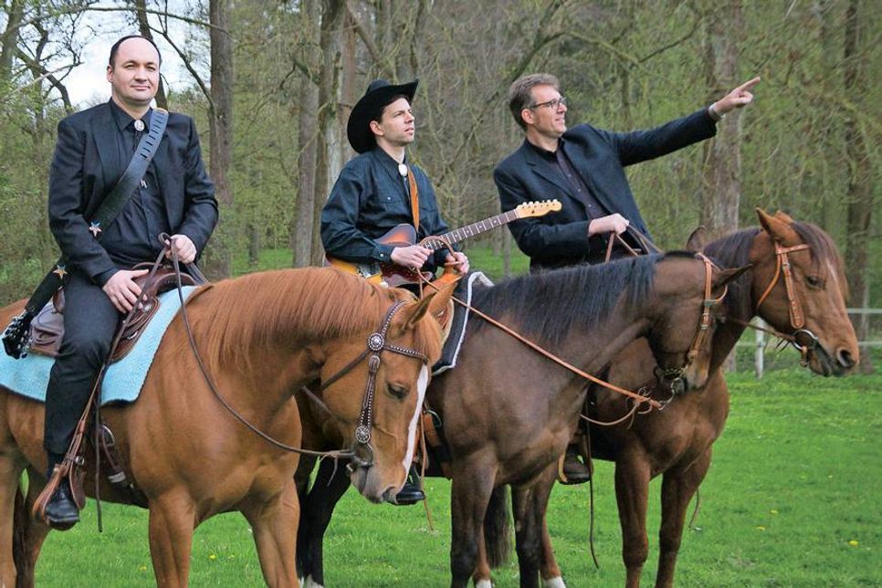 „The Line Walkers“.