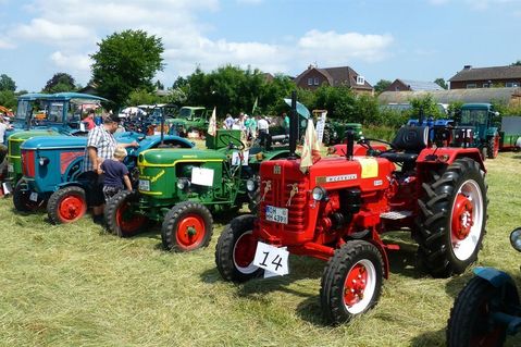 Oldtimer-Fahrzeuge aller Art präsentieren sich am Sonntag auf dem Museumshof.