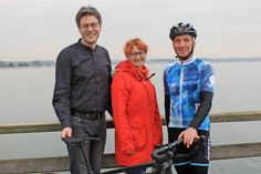 André Rosinski (Vorstand Tourismus-Agentur Lübecker Bucht), Katharina Volpp (Projektleitung Rennradwoche; Tourismus-Agentur Lübecker Bucht), Thomas Hesse (Fahrrad Hesse, Projektpartner Rennradwoche) (v. lks.).
