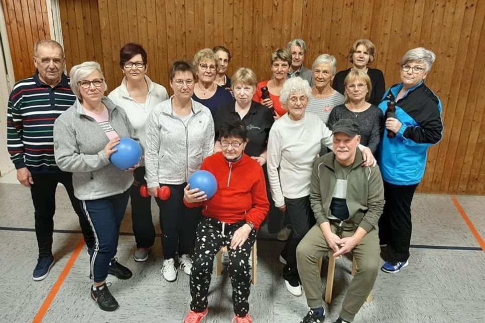 Teilnehmer der Rehasport-Gruppe.