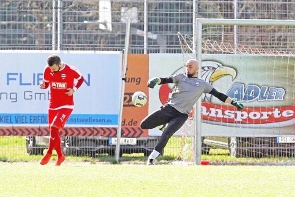 Weiter im Abstiegskampf: Inters Keeper Özdemir.